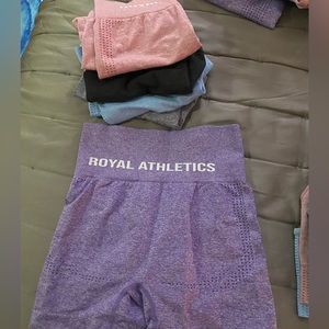 Seamless shorts (matches with bras I posted)